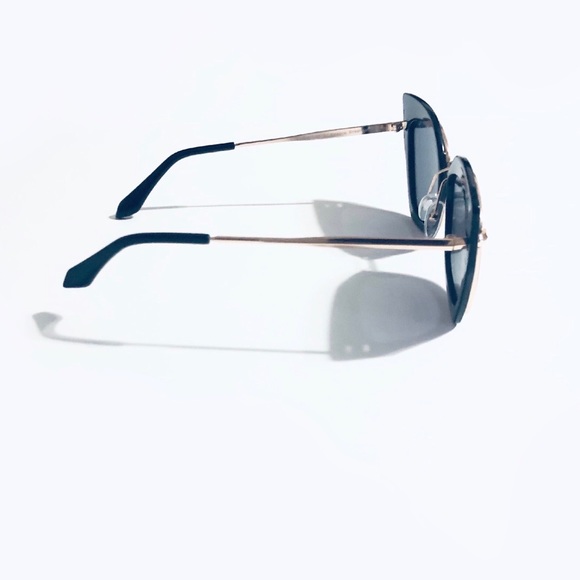 🛑SOLD🛑 - Picture 6 of 7